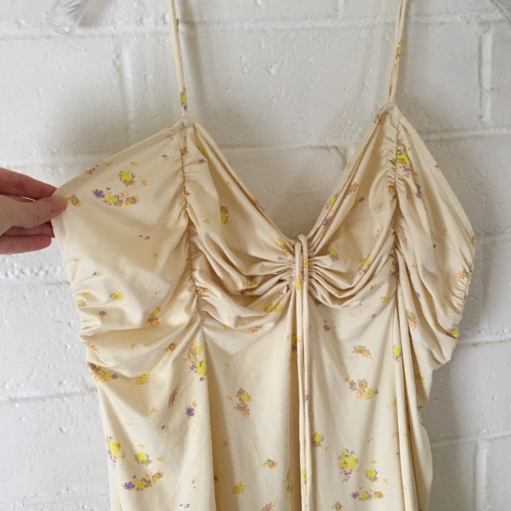 Urban Outfitters Pale Yellow Floral Cream Dress - Picture 3 of 15